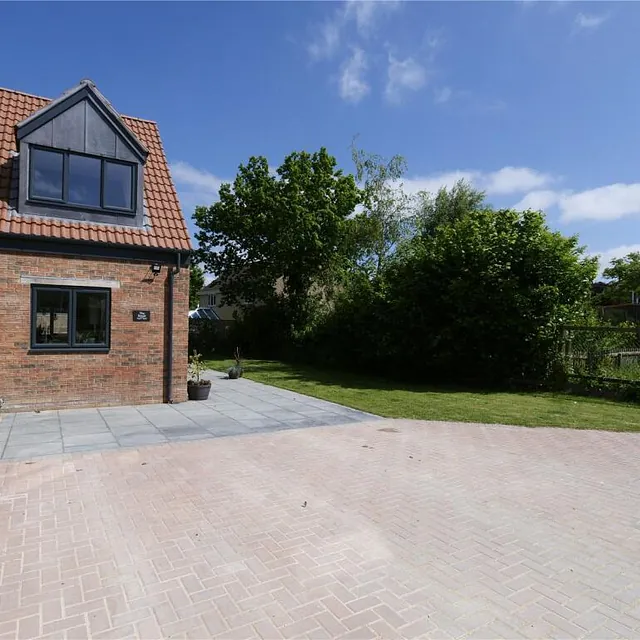 Four bedroom home in Stoke St Micheal