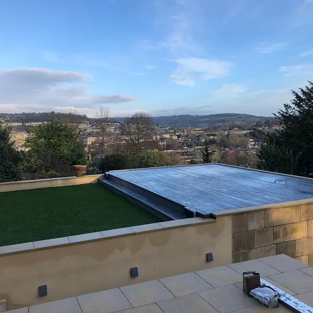 Garden Annexe with Roof Terrance in Bath - Artificial lawn and decking